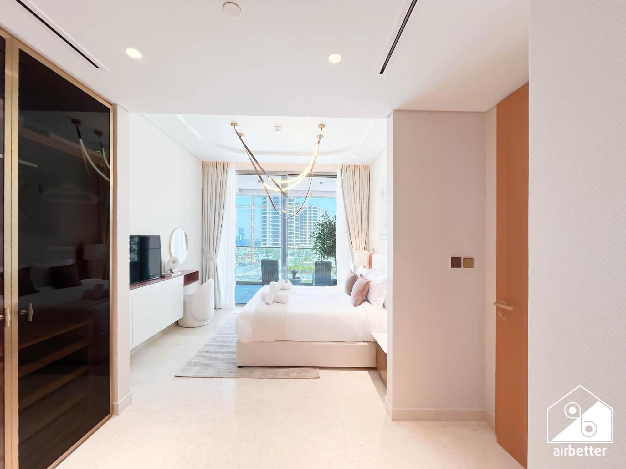 Seafront Serenity Palm Escape With Pool Access Appartement *
